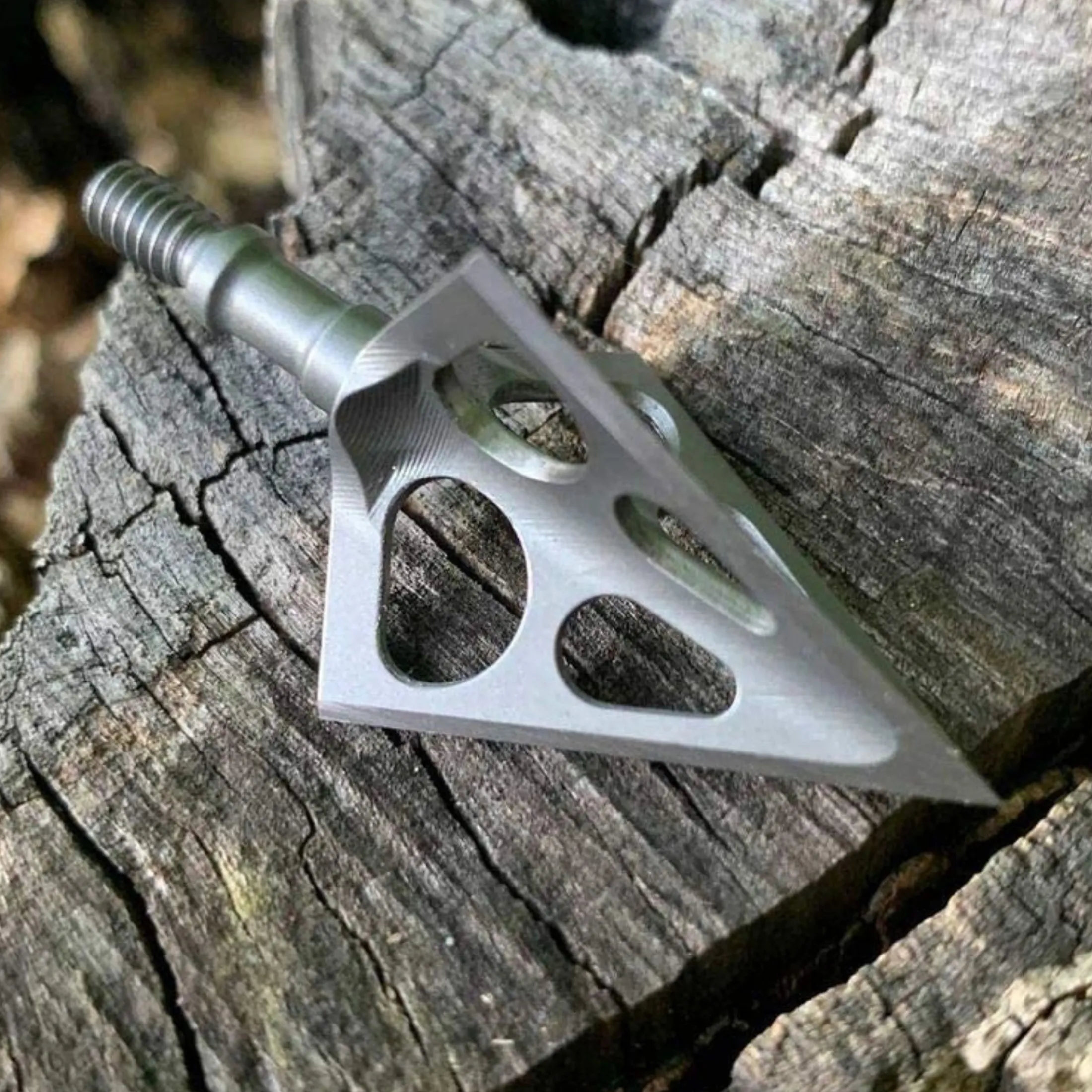 One 100 gr Crossbow Broadhead - 3/pkg